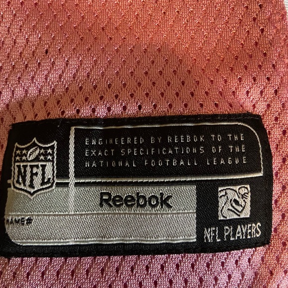 Pink Dallas Cowboys Jersey! - Picture 6 of 6